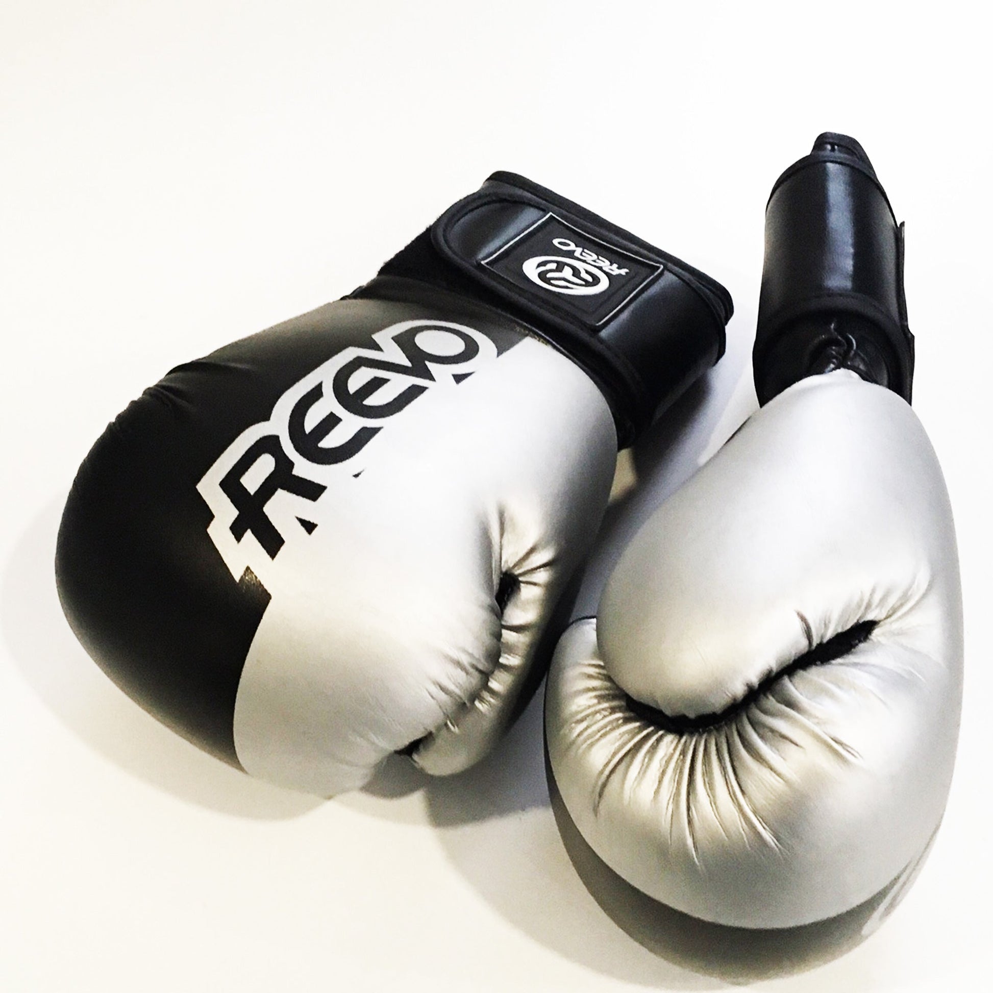 Reevo Sport Signature Boxing Glove - Hatashita